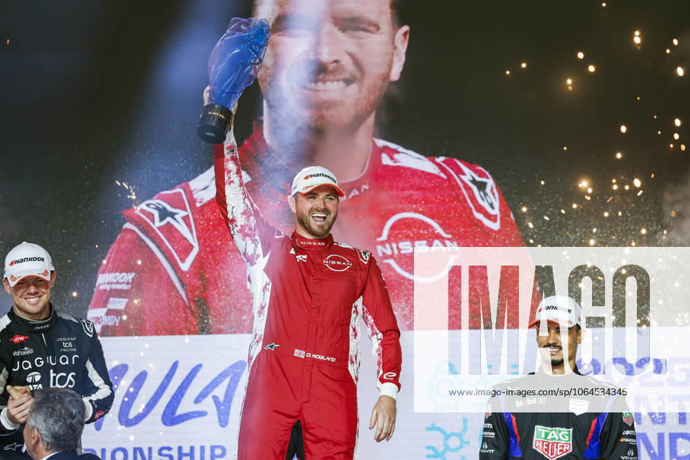 2025 FORMULA E LONDON ePRIX ROWLAND Oliver (gbr), Nissan Formula E Team, Nissan e-4ORCE, portrait during the London ePrix, 15th and 16th round of the 2024-25 ABB FIA Formula E World Championship, WM, Weltmeisterschaft on the ExCel London Circuit from July 25 to 27, 2025 in London, United Kingdom - LondonUnited Kingdom