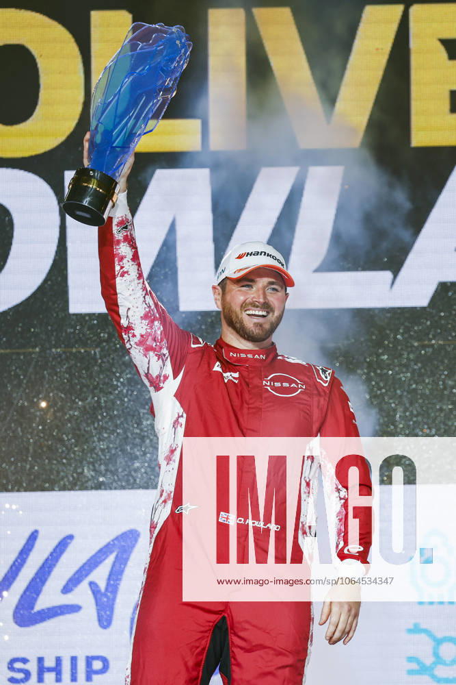 2025 FORMULA E LONDON ePRIX ROWLAND Oliver (gbr), Nissan Formula E Team, Nissan e-4ORCE, portrait during the London ePrix, 15th and 16th round of the 2024-25 ABB FIA Formula E World Championship, WM, Weltmeisterschaft on the ExCel London Circuit from July 25 to 27, 2025 in London, United Kingdom - LondonUnited Kingdom