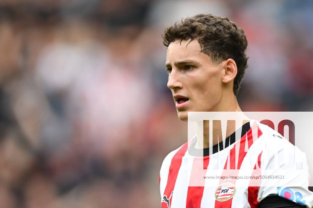 EINDHOVEN - Ruben van Bommel of PSV Eindhoven during the friendly match between PSV Eindhoven and Athletic Club Bilbao at Phillips Stadium on July 26, 2025 in Eindhoven, Netherlands. ANP Hollandse Hoogte Pre-Season Friendly 2025-2026 ANPxSportx xGerritxvanxKeulenxIVx 532350102 originalFilename: 532350102