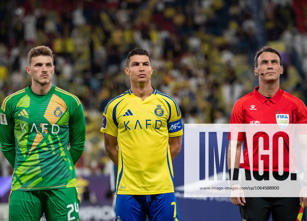 Al-Nassr v Esteghlal - AFC Champions League RIYADH, SAUDI ARABIA - MARCH 10: Cristiano Ronaldo of Al-Nassr is seen during AFC Champions League Elite football match between Al-Nassr and Esteghlal at Al-Awwal Park in Riyadh, Saudi Arabia on March 10, 2025. Riyad Suudi Arabistan. Editorial use only. Please get in touch for any other usage.