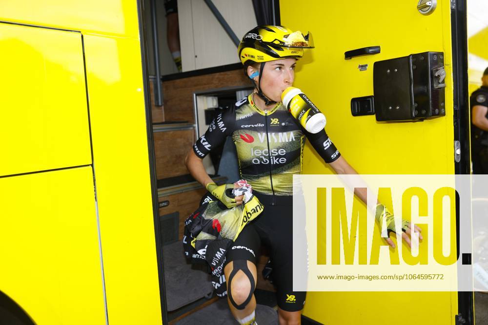 Tour de France Femmes 2025 - stage 5 Tour de France Femmes 2025 - 4th Edition - 5th stage Chasseneuil-du-Poitou (Futuroscope) - Gueret 165,8 Km - 30 07 2025 - Marion Bunel (FRA - Team Visma - Lease a Bike) - photo Rafa Gomez SprintCyclingAgency 2025 Gueret France