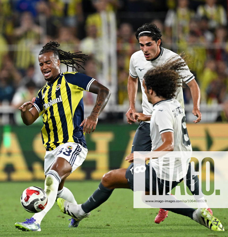 Fenerbahce v Lazio - Friendly match ISTANBUL, TURKIYE - JULY 30: Archie Brown (33) of Fenerbahce in action against Matteo Guendouzi (8) of Lazio during a friendly match against Lazio at Chobani Stadium in Istanbul, Turkiye, on July 30, 2025. Ali Atmaca Anadolu Istanbul Turkey. Editorial use only. Please get in touch for any other usage.