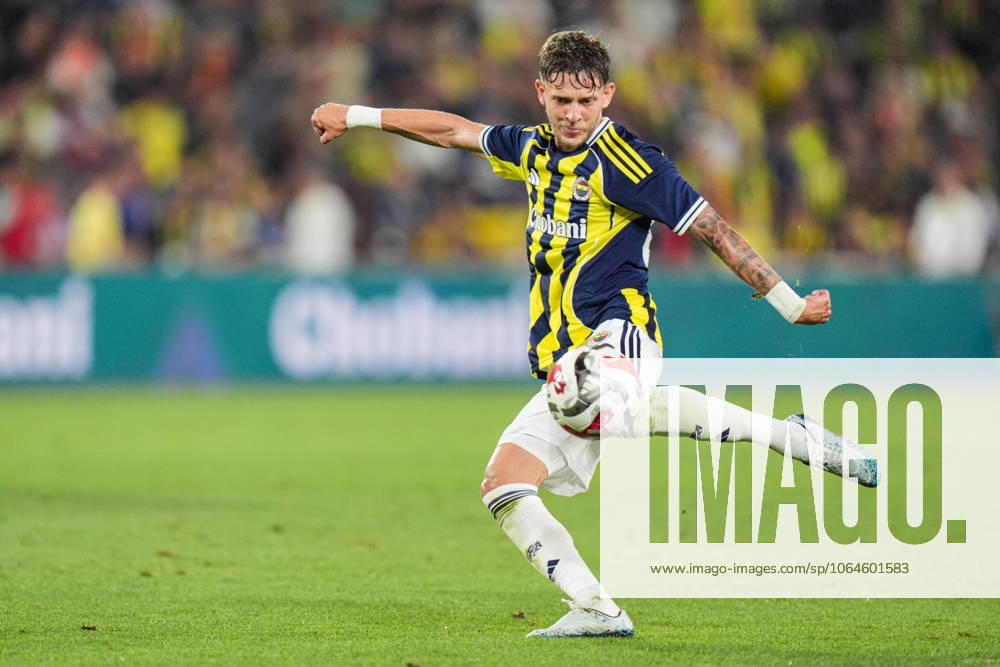 Fenerbahce v Lazio - Friendly match ISTANBUL, TURKIYE - JULY 30: Sebastian Szymanski of Fenerbahce in action during the friendly match between Fenerbahce and Lazio at Chobani Stadium in Istanbul, Turkiye, on July 30, 2025. Cemal Yurttas Anadolu Istanbul Turkey. Editorial use only. Please get in touch for any other usage.