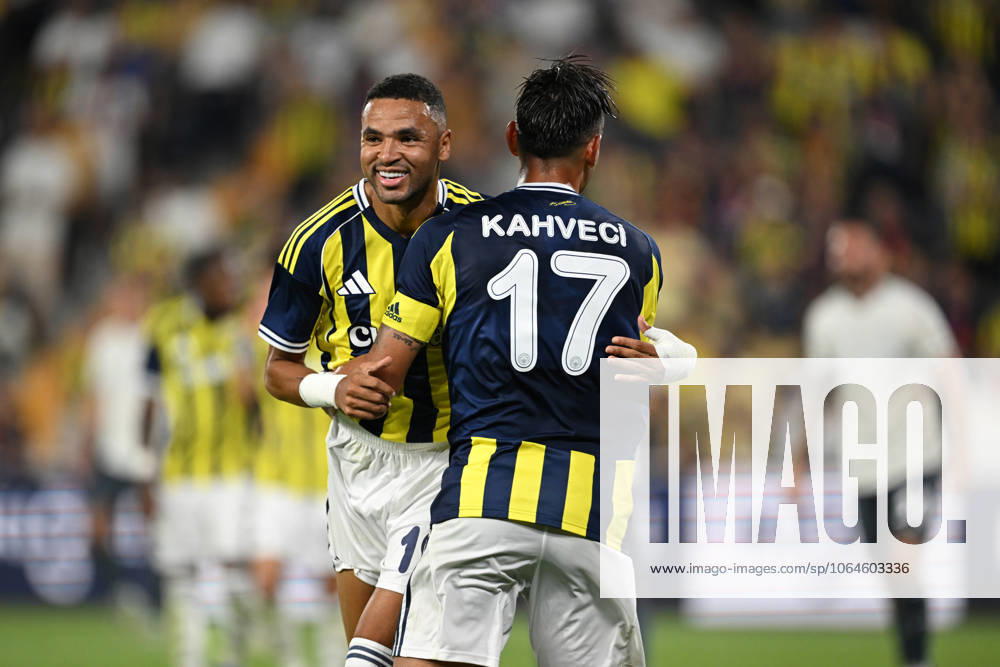 Fenerbahce v Lazio - Friendly match ISTANBUL, TURKIYE - JULY 30: Irfan Can Kahveci (17) of Fenerbahce celebrates after scoring a goal with his teammates during a friendly match against Lazio at Chobani Stadium in Istanbul, Turkiye, on July 30, 2025. Ali Atmaca Anadolu Istanbul Turkey. Editorial use only. Please get in touch for any other usage.