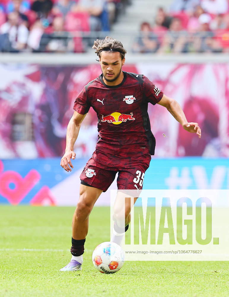 RB Leipzig - Bergamo Testspiel Leipzig, 02.08.2025, Red Bull Arena, Fußball, Testspiel , RB Leipzig (DEU) vs. Atalanta Bergamo (ITA) 1:2 (1:0) , Im Bild: Max Finkgräfe Finkgraefe (35, RB Leipzig)