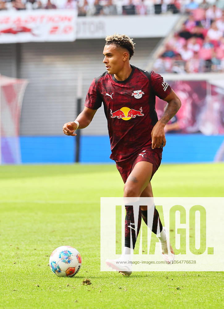 RB Leipzig - Bergamo Testspiel Leipzig, 02.08.2025, Red Bull Arena, Fußball, Testspiel , RB Leipzig (DEU) vs. Atalanta Bergamo (ITA) 1:2 (1:0) , Im Bild: Antonio Nusa (7, RB Leipzig) ,