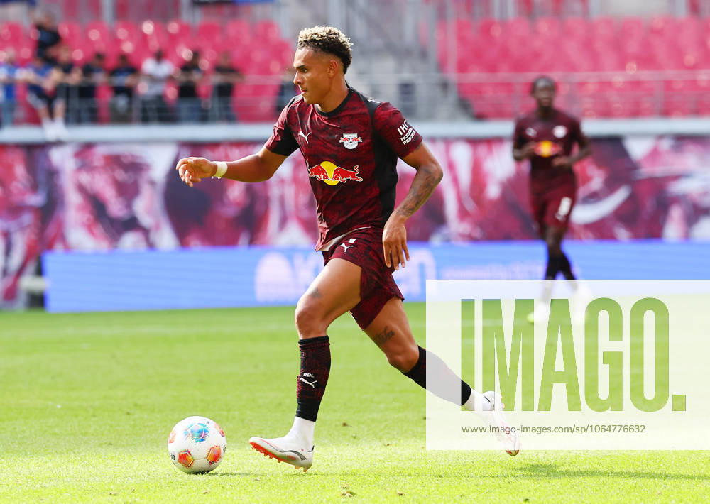 RB Leipzig - Bergamo Testspiel Leipzig, 02.08.2025, Red Bull Arena, Fußball, Testspiel , RB Leipzig (DEU) vs. Atalanta Bergamo (ITA) 1:2 (1:0) , Im Bild: Antonio Nusa (7, RB Leipzig) ,