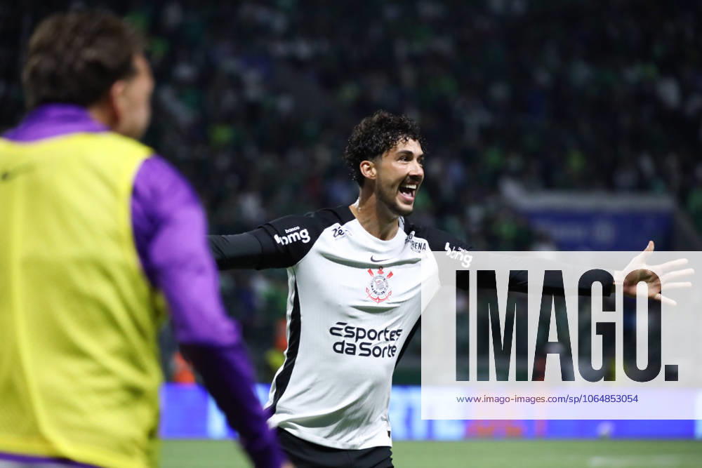 Palmeiras and Corinthians in the round of 16 of the Copa do Brasil Gustavo Henrique of Corinthians celebrates his goal during the match against Palmeiras in the second leg of the round of 16 of the Copa do Brasil, at Allianz Parque, west of Sao Paulo, this Wednesday, the 6th. SoO PAULO SoO PAULO BRAZIL