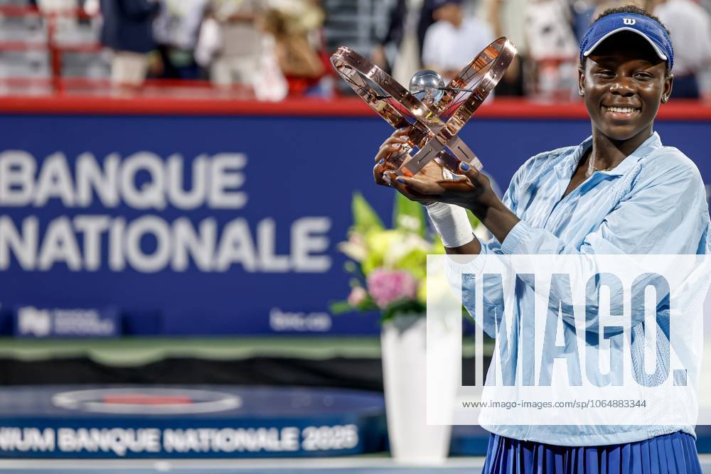 Victoria Mboko ( Canada ) apres son premier sacre de sa carriere au tournoi WTA, Tennis Damen Masters 1000 de Montrà al au court central IGA face à Naomi Osaka ( Japon ). TENNIS WTA 1000 NATIONAL BANK OPEN 2025 FINALE MBOKO OSAKA IGA STADIUM MONTREAL CANADA 07 08 2025 Montassar Yazidi PRESSE SPORTS MONTREAL IGA STADIUM Canada GermanyxJapanxUKxFrancexBelgiumxOUT