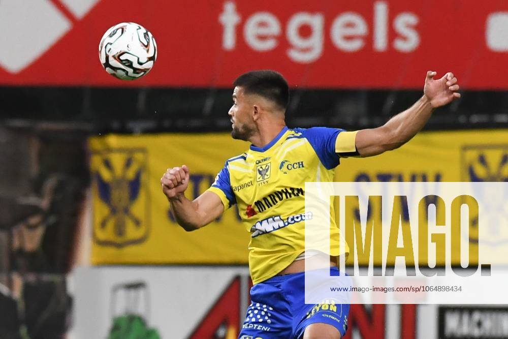 STVV s Visar Musliu pictured in action during a soccer match between Sint-Truiden VV and FCV Dender EH, Friday 08 August 2025 in Sint-Truiden, on the day 3 of the 2025-2026 Jupiler Pro League first division of the Belgian championship. JILLxDELSAUX x130875061x