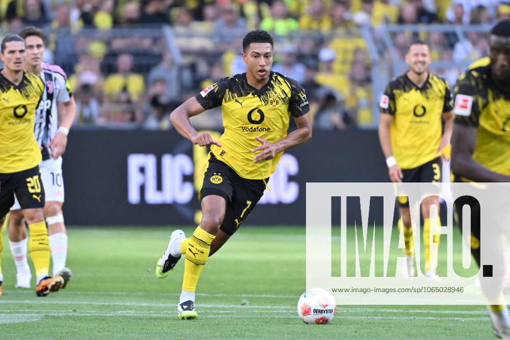 Jobe Bellingham (Borussia Dortmund) 10.08.2025, Fussball 1. Bundesliga, Saison 2025 2026, Saisoneröffnung, Testspiel, Borussia Dortmund - Juventus Turin 1:2 Dortmund Signal Iduna Park Nordrhein Westfalen Deutschland