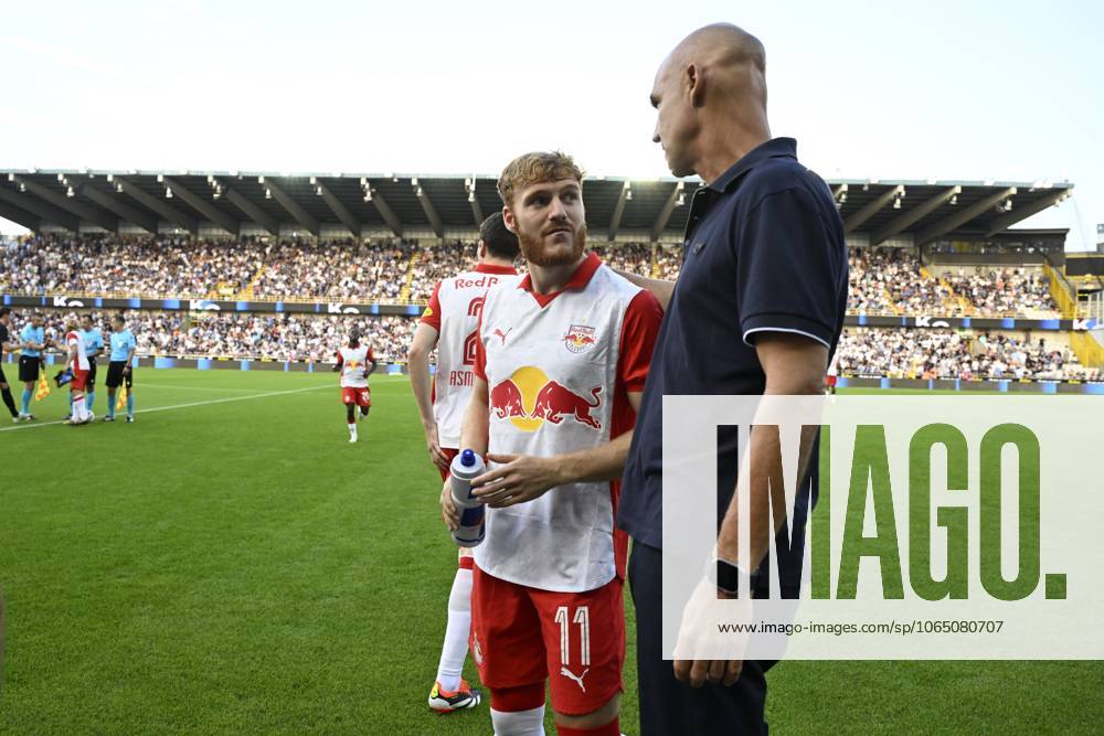 Club Brugge v Salzburg - UEFA Champions League BRUGGE, BELGIUM - AUGUST 12 : Vertessen Yorbe forward of Red Bull Salzburg and Letsch Thomas head coach of Red Bull Salzburg during the UEFA Champions League 2025 26 third qualifying round second leg between Club Brugge and Salzburg on August 12, 2025 in Brugge, Belgium, 12 08 2025 Brugge Belgium