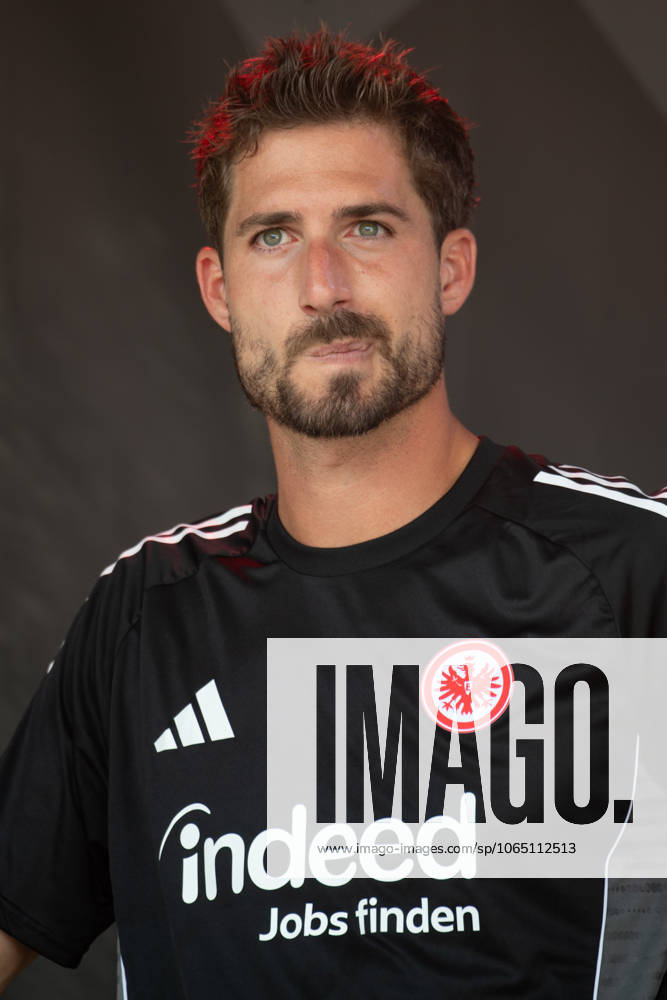 2025.08.13 Familientag der Eintracht Frankfurt v.l., goalkeeper, Torwart Kevin Trapp (Eintracht Frankfurt) skeptisch