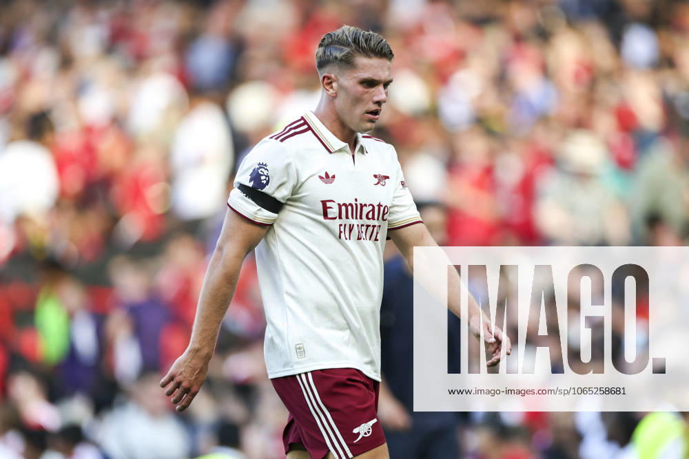 Viktor Gyökeres of Arsenal looks dejected during the Premier League football match between Manchester United, ManU and Arsenal on August 17, 2025 in Manchester. Photo: Phil Duncan BILDBYRAN kod XY XY0069 fotboll football soccer fotball premier league manchester united - arsenal bbeng depp