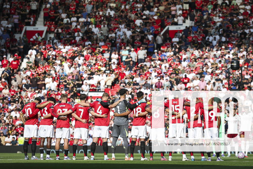 Manchester United, ManU FC v Arsenal FC, English Premier League United players minutes silence in memory of Diogo Jota during the Manchester United FC v Arsenal FC English Premier League match at Old Trafford, Manchester, England, United Kingdom on 17 August 2025 Credit: Phil Duncan Every Second Media Editorial use only. All images are copyright Every Second Media Limited. No images may be reproduced without prior permission. All rights reserved. Premier League and Football League images are subject to licensing agreements with Football DataCo Limited. see https: www.football-dataco.com