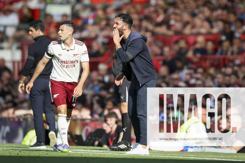 Manchester United, ManU FC v Arsenal FC, English Premier League Manchester United Manager Head Coach Ruben Amorim shouts frustrated during the Manchester United FC v Arsenal FC English Premier League match at Old Trafford, Manchester, England, United Kingdom on 17 August 2025 Credit: Phil Duncan Every Second Media Editorial use only. All images are copyright Every Second Media Limited. No images may be reproduced without prior permission. All rights reserved. Premier League and Football League images are subject to licensing agreements with Football DataCo Limited. see https: www.football-dataco.com