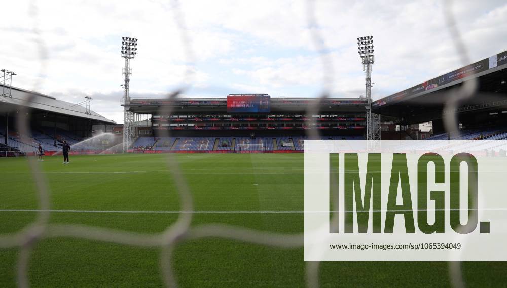 . - Crystal Palace v Fredrikstad FK, UEFA Europa Conference League Play Off, 1st Leg, Selhurst Park Stadium, Croydon, England. - 21st August 2025. (C) Daniel Weir Crystal Pix General view GV of Selhurst Park Stadium. - Crystal Palace v Fredrikstad FK, UEFA Europa Conference League Play Off, 1st Leg, Selhurst Park Stadium, Croydon, England. - 21st August 2025. (C) Daniel Weir Crystal Pix Croydon Selhurst Park Stadium United Kingdom