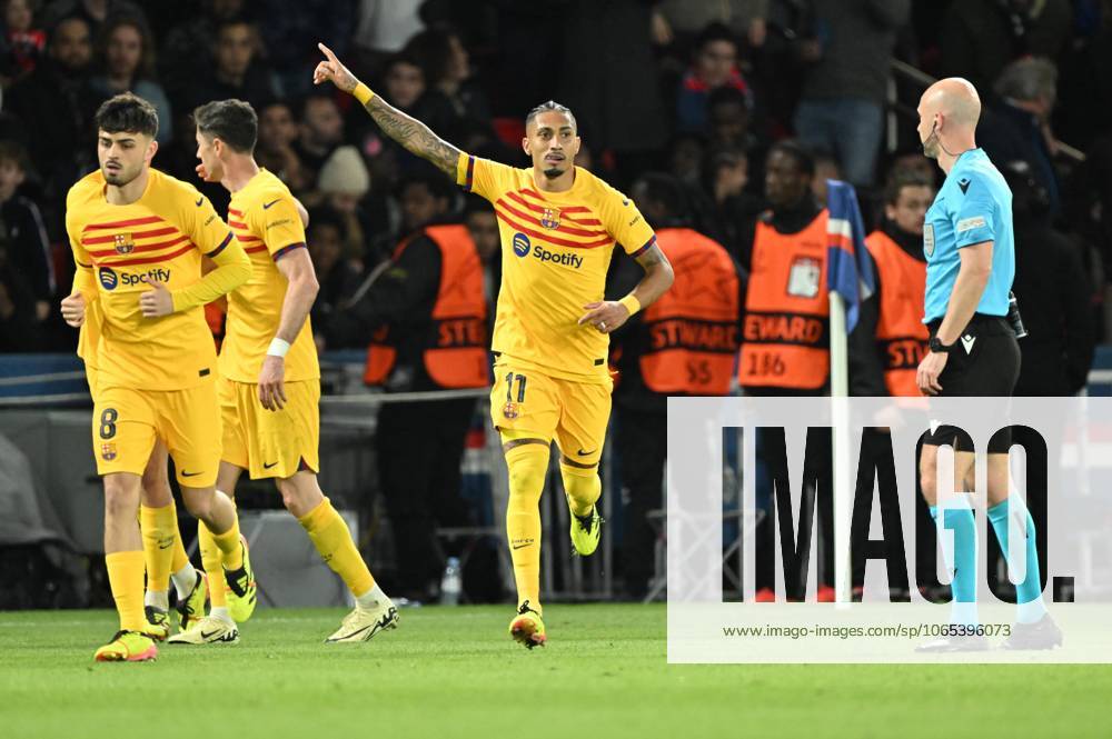 Paris Saint-Germain v Barcelona - UEFA Champions League PARIS, FRANCE - APRIL 10: Players of Barcelona celebrate after scoring a goal during the UEFA Champions League quarter finals first leg football match between Paris Saint-Germain and FC Barcelona, Barca at Parc des Princes in Paris, France on April 10, 2024. France World. Editorial use only. Please get in touch for any other usage.