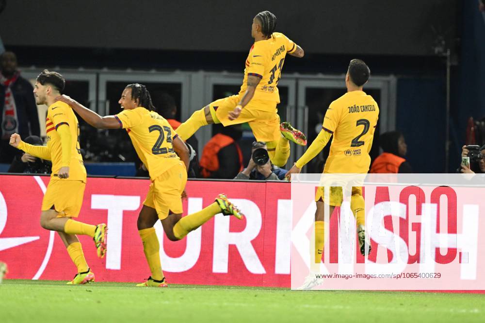 Paris Saint-Germain v Barcelona - UEFA Champions League PARIS, FRANCE - APRIL 10: Players of Barcelona celebrate after scoring a goal during the UEFA Champions League quarter finals first leg football match between Paris Saint-Germain and FC Barcelona, Barca at Parc des Princes in Paris, France on April 10, 2024. France World. Editorial use only. Please get in touch for any other usage.