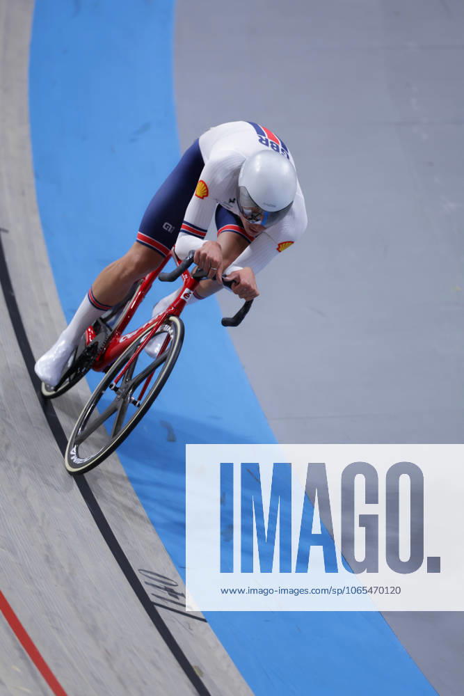 2025 UCI Junior Track World Championships Picture by Alex Whitehead SWpix.com - 23 08 2025 - Cycling - 2025 UCI Junior Track World Championships - Omnisport, Apeldoorn, Netherlands - Men Omnium Points Race - Henry Hobbs (Great Britain)