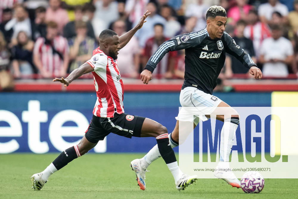 Premier League Brentford v Aston Villa Morgan Rogers of Aston Villa on the ball during the Premier League match Brentford vs Aston Villa at The Gtech Community Stadium, London, United Kingdom, 23rd August 2025 (Photo by Harvey Murphy News Images)