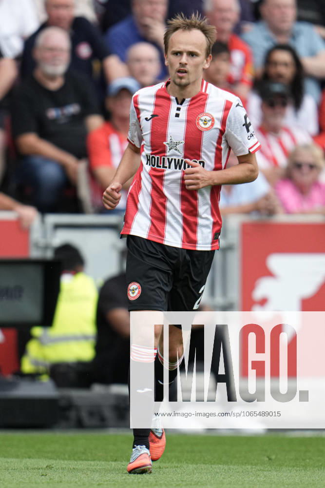 Premier League Brentford v Aston Villa Mikkel Damsgaard of Brentford during the Premier League match Brentford vs Aston Villa at The Gtech Community Stadium, London, United Kingdom, 23rd August 2025 (Photo by Harvey Murphy News Images)