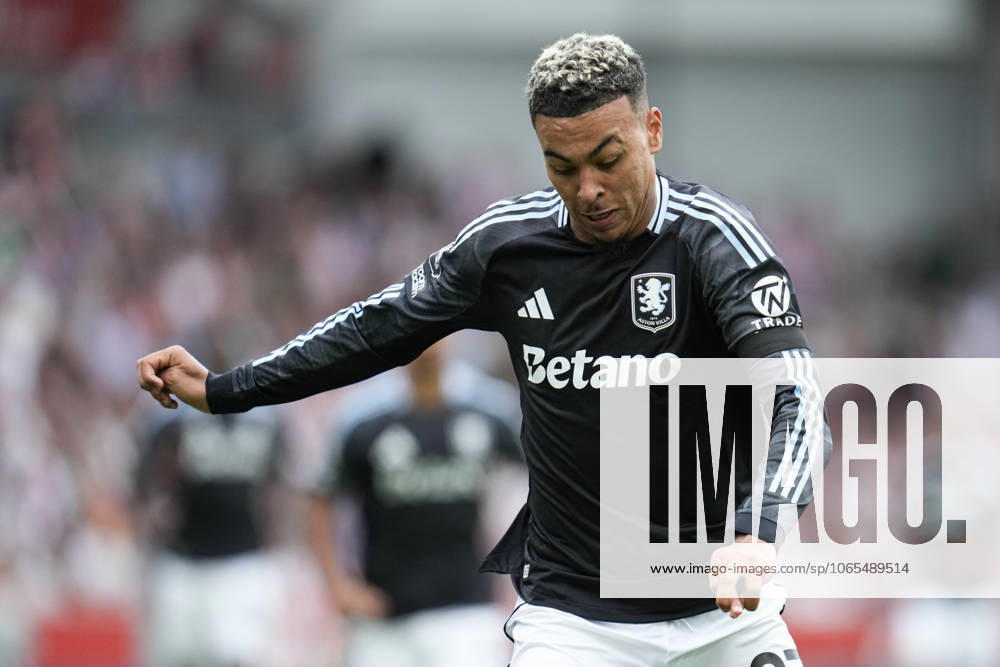 Premier League Brentford v Aston Villa Morgan Rogers of Aston Villa during the Premier League match Brentford vs Aston Villa at The Gtech Community Stadium, London, United Kingdom, 23rd August 2025 (Photo by Harvey Murphy News Images)