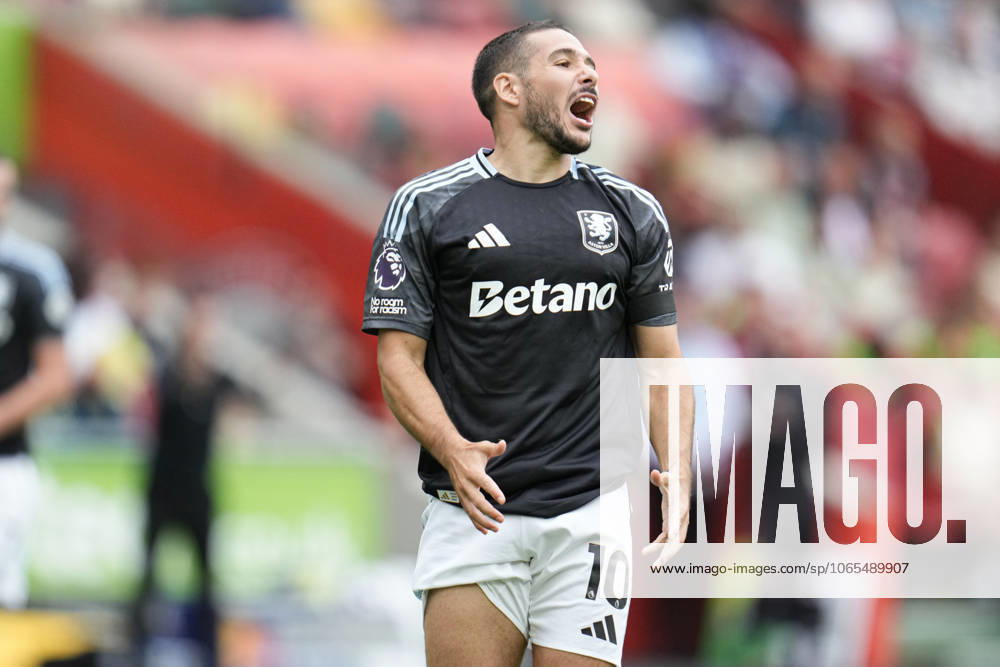 Premier League Brentford v Aston Villa Emiliano Buendia of Aston Villa during the Premier League match Brentford vs Aston Villa at The Gtech Community Stadium, London, United Kingdom, 23rd August 2025 (Photo by Harvey Murphy News Images)