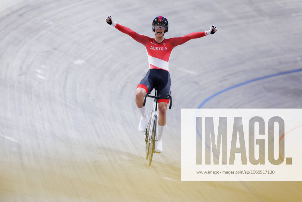 2025 UCI Junior Track World Championships Picture by Alex Whitehead SWpix.com - 24 08 2025 - Cycling - 2025 UCI Junior Track World Championships - Omnisport, Apeldoorn, Netherlands - Men Elimination Race Final - Heimo Fugger (Austria) celebrates winning Omnisport Apeldoorn Netherlands