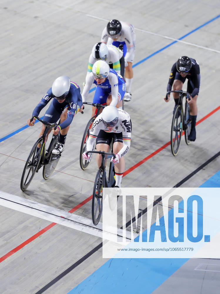 2025 UCI Junior Track World Championships Picture by Alex Whitehead SWpix.com - 24 08 2025 - Cycling - 2025 UCI Junior Track World Championships - Omnisport, Apeldoorn, Netherlands - Women Keirin 1 2 Final heat 2 - Emilia Waterstradt (Germany) leads the race ahead of Mariana Perez Polo (Colombia) Omnisport Apeldoorn Netherlands
