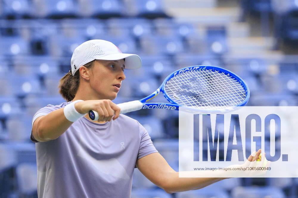 Iga Swiatek during her practice at the 2025 US Open at USTA Billie Jean King National Tennis Center on Tuesday August 26, 2025 in the Flushing neighborhood of the Queens borough of New York City. JAVIER ROJAS PI Flushing Meadows USA - ZUMAp124 20250826_zaa_p124_004
