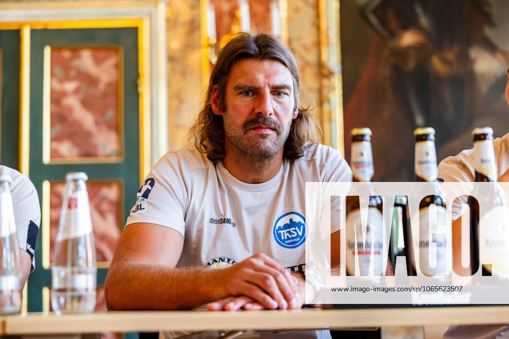 GER, Handball, Maenner, Saison 25 26, Daikin 1.Bundesliga,Pressekonferenz des ThSV Eisenach vor dem 1. Spieltag gegen den SC DHfK Leipzig Sebastian Hinze (ThSV Eisenach,Trainer) 99817 Eisenach Stadtschloss Eisenach Thueringen Deutschland