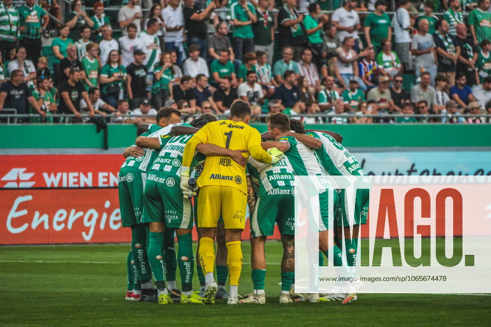 Fussball Österreich, UEFA Conference League 2025 2026, Play-off Finale - SK Rapid Wien vs. Györi ETO FC - Allianz Stadion Weststadion (Wien, Österreich):