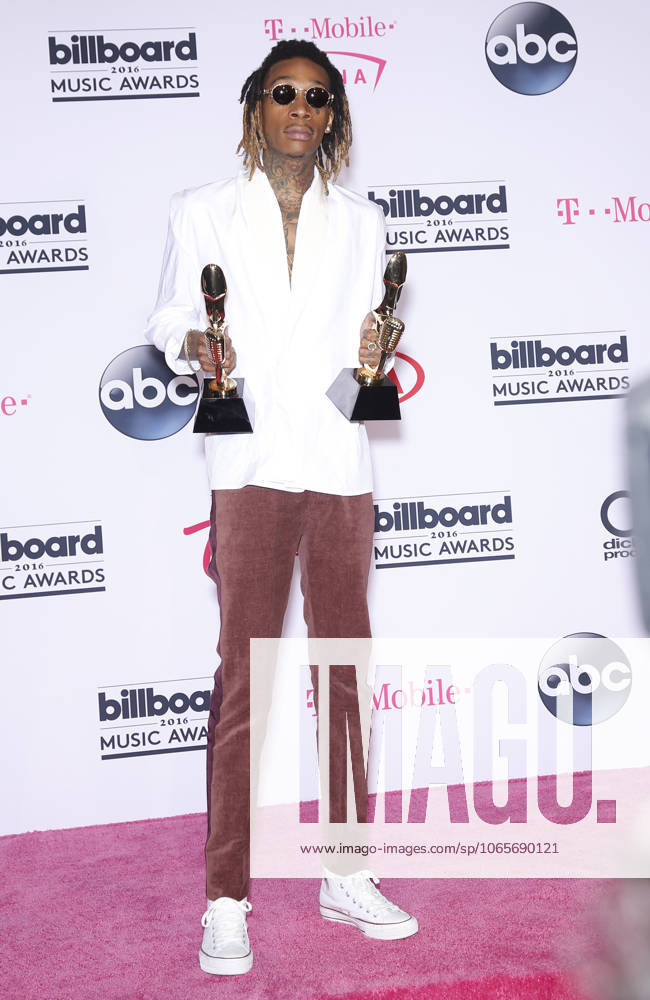 Las Vegas, NV, United States - 22 May 2016 - Las Vegas, NV - Wiz Khalifa. 2016 Billboard Music Awards from the T-Mobile Arena - Photo Room. Credit: mjt AdMedia
