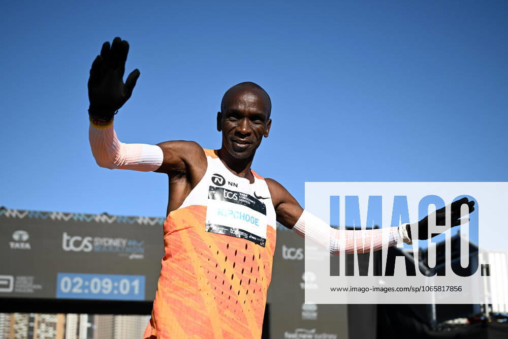 2025 SYDNEY MARATHON, Elite Male marathon legend Ethiopian Eliud Kipchoge celebrates after crossing the finish line during the 2025 Sydney Marathon in Sydney, Sunday, August 31, 2025. ( NO ARCHIVING, SYDNEY NEW SOUTH WALES AUSTRALIA