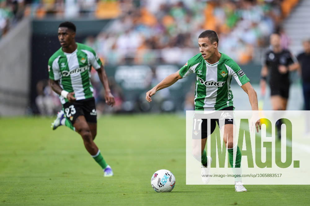 Rodrigo Riquelme of Real Betis in action during the Spanish league, LaLiga EA Sports, football match played between Real Betis and Athletic Club at La Cartuja stadium on August 31, 2025, in Sevilla, Spain. Sevilla SPAIN - ZUMAa181 20250831_zaa_a181_107