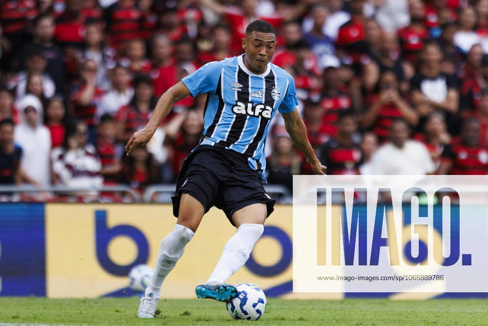 Carlos Vinicius of Gremio in action during the Brasileirao Betano 2025 match between Flamengo and Gremio at Estadio do Maracana on August 31, 2025 in Rio de Janeiro, Brazil. (Photo by Daniel Castelo Branco Eurasia Images) Rio de Janeiro Estadio do Maracana Rio de Janeiro Brazil
