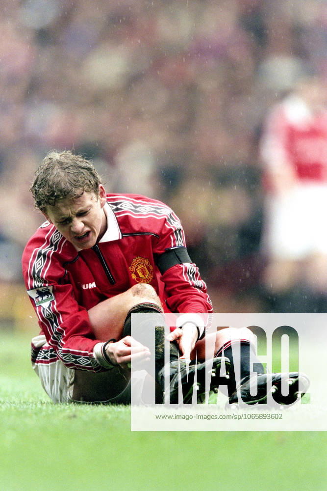 Fotboll, Premier League, Manchester United, ManU - Chelsea, 0-0: Ole Gunnar Solskjaer, Manchester United har fatt en smäll.