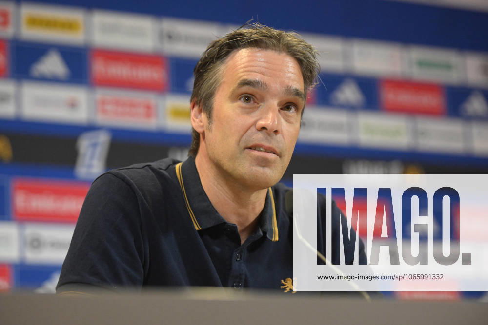 Football : press conference, PK, Pressekonferenz Olympique Lyonnais 03 09 202 Michael Gerlinger, general manager of Olympique Lyonnais, during the press conference at the Groupama Stadium in Decines-Charpieu