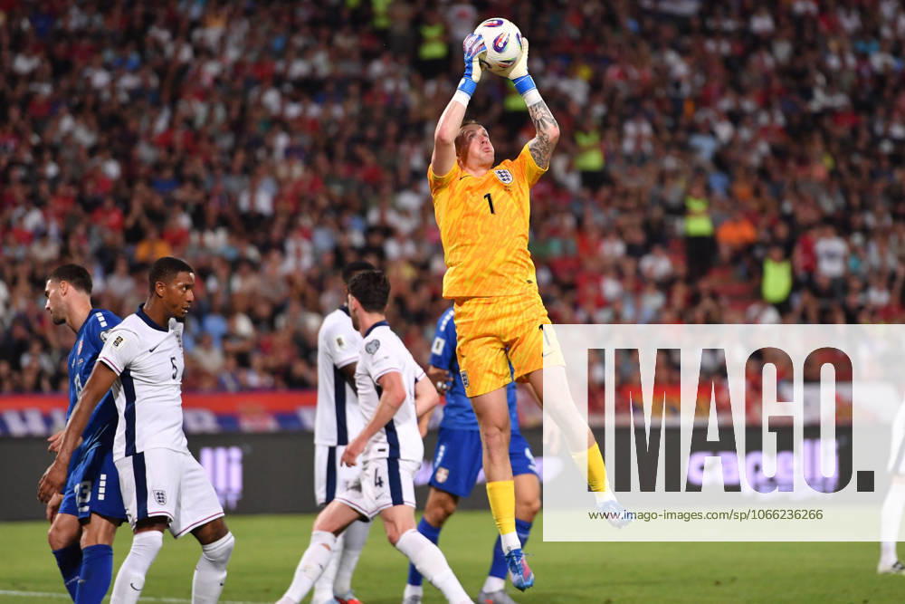 SERBIA vs ENGLAND JORDAN PICKFORD goalie football Serbia vs England FIFA World Cup, WM, Weltmeisterschaft, Fussball qualification match at Rajko Mitic stadium, Belgrade 09.09.2025 Foto: FOOTBALL, SERBIA, ENGLAND, FIFA WORLD CUP QUALIFICATIONS MATCH Beograd Rajko Mitic stadium Serbia