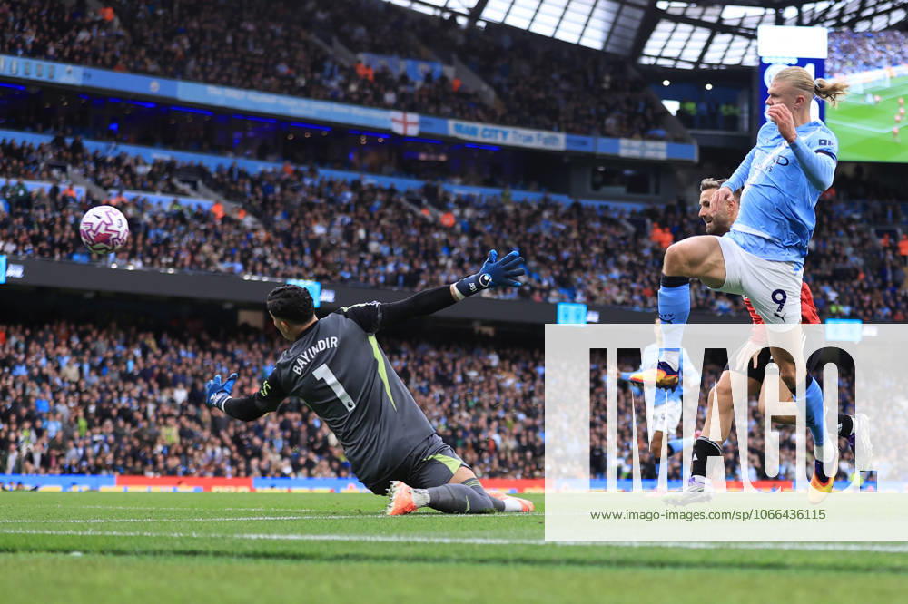 Manchester City v Manchester United, ManU 14th September 2025 - Premier League - Manchester City v Manchester United - Erling Haaland of Manchester City scoring the second goal for his team - Photo: Simon Stacpoole Offside. Manchester UK
