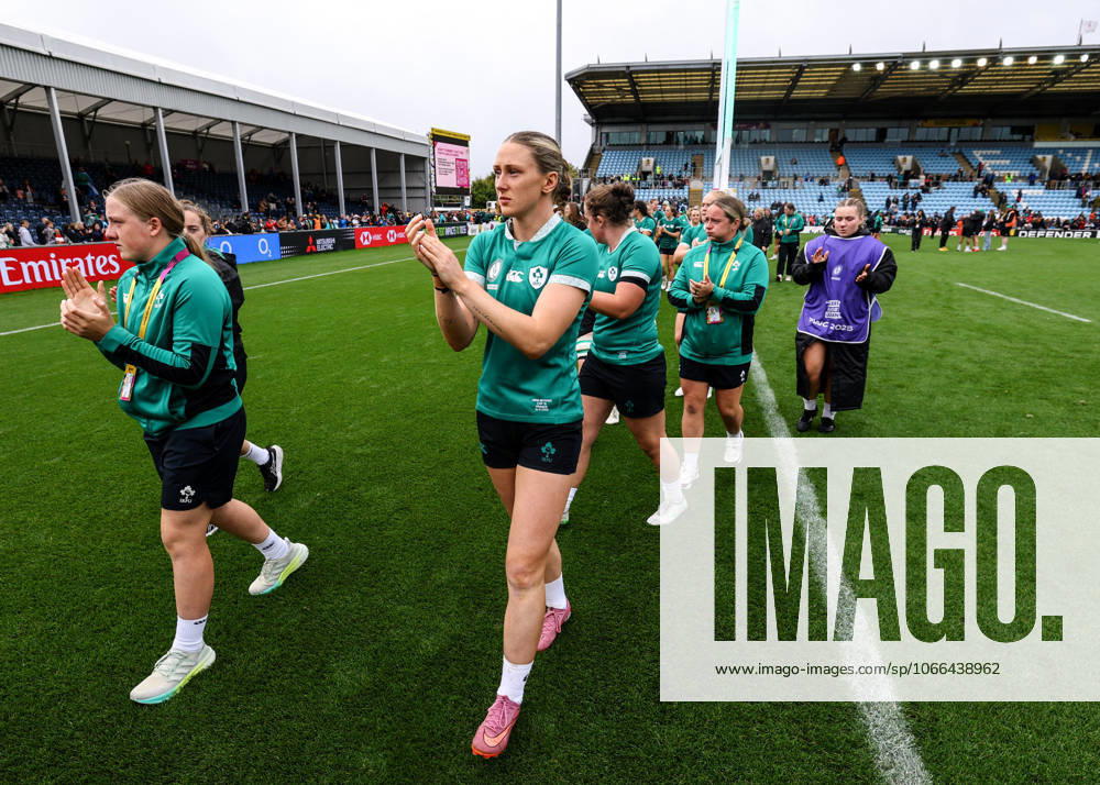 2025 Women s Rugby World Cup Quarter-Final, Sandy Park, Exeter, England 14 9 2025 France vs Ireland The Ireland team applaud the fans dejected after the game The Ireland team applaud the fans dejected after the game 14 9 2025