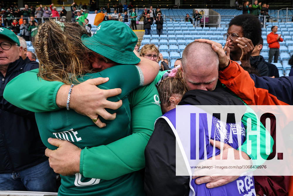 2025 Women s Rugby World Cup Quarter-Final, Sandy Park, Exeter, England 14 9 2025 France vs Ireland Ireland s Fiona Tuite with her Fiance Eric OSullivan and Sadhbh McGrath with her Dad Mike McGrath Fiona Tuite with her Fiance Eric OSullivan and Sadhbh McGrath with her Dad Mike McGrath 14 9 2025