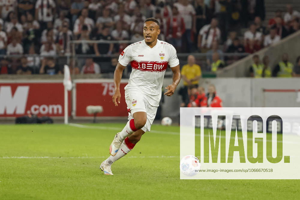 Jamie Leweling (VfB Stuttgart, 18) am Ball , Deutschland, Fussball, 1. Bundesliga, 4.Spieltag, 2025 2026, VfB Stuttgart vs. FC St. Pauli, 19.09.2025, MHP Arena, Stuttgart, Deutschland Stuttgart MHP Arena Baden-Württemberg Deutschland