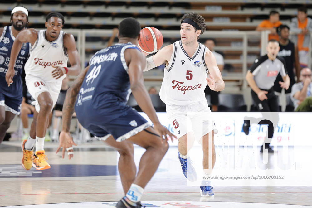 Ryan Arcidiacono Banco di Sardegna Sassari - Trapani Shark LBA Memorial Brusinelli 2025 Trento, 20 09 2025 Foto: Matteo Balzanelli Ciamillo-Castoria Trento BTS Arena Trentino Alto Adige Italy