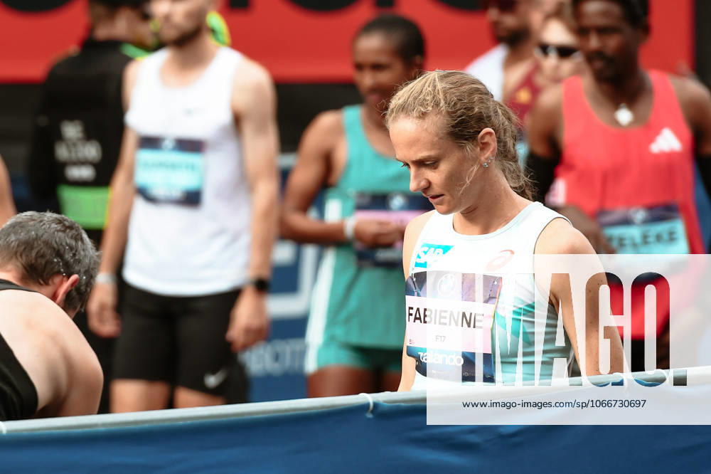 Leichtathletik Marathon 2025, in Berlin v.l. Start des Berliner Marathon Fabienne Koenigstein Berlin