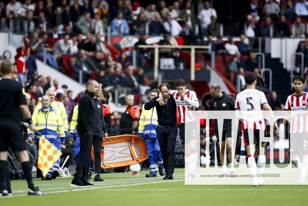 EINDHOVEN - Ruben van Bommel of PSV Eindhoven during the Dutch Eredivisie match between PSV Eindhoven and Ajax at the Phillips Stadium on September 21, 2025, in Eindhoven, Netherlands. ANP KOEN VAN WEEL Eredivisie 2025 26 ANPxSportx IVx 537064311 originalFilename: 537064311