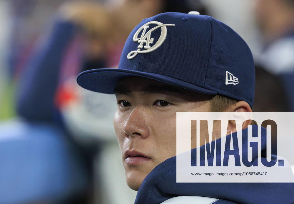 Yoshinobu Yamamoto 18 of the Los Angeles Dodgers during their regular season MLB, Baseball Herren, USA game against the San Francisco Giants on Saturday September 20, 2025 at Dodger Stadium in Los Angeles, California. Dodgers defeat Giants, 7-5. JAVIER ROJAS PI Los Angeles USA - ZUMAp124 20250920_zaa_p124_037