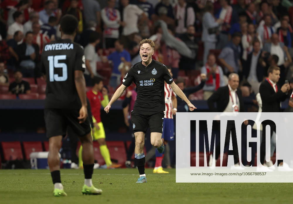 Atletico Madrid v Club Brugge - UEFA Champions League MADRID, SPAIN - OCTOBER 12: Players of Club Brugge celebrate after a goal during the UEFA Champions League Group B football match between Atletico Madrid and Club Brugge at Civitas Metropolitano Stadium in Madrid, Spain on October 12, 2022. Madrid Spain. Editorial use only. Please get in touch for any other usage.