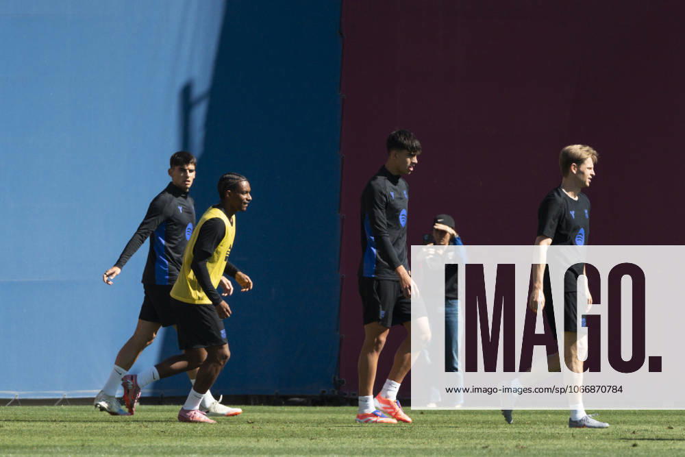 FC Barcelona, Barca Training Session Frankie de Jong, Alejandro Balde, Gerard Martin, and Marc Bernal are players of FC Barcelona during the training day of FC Barcelona ahead of the Spanish League, La Liga EA Sports, football match against Real Oviedo at Ciudad Esportiva Joan Gamper on September 24, 2025, in Sant Joan Despi, Barcelona, Spain. Barcelona Spain